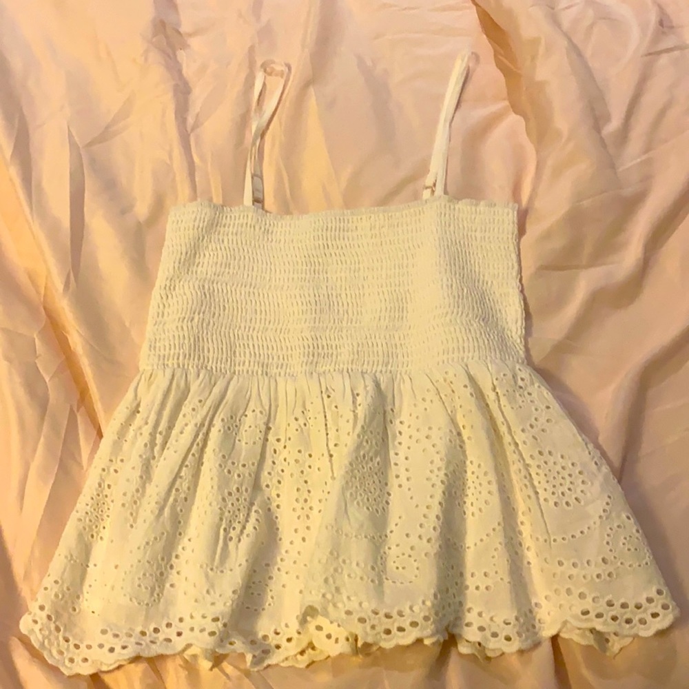 Cute white top